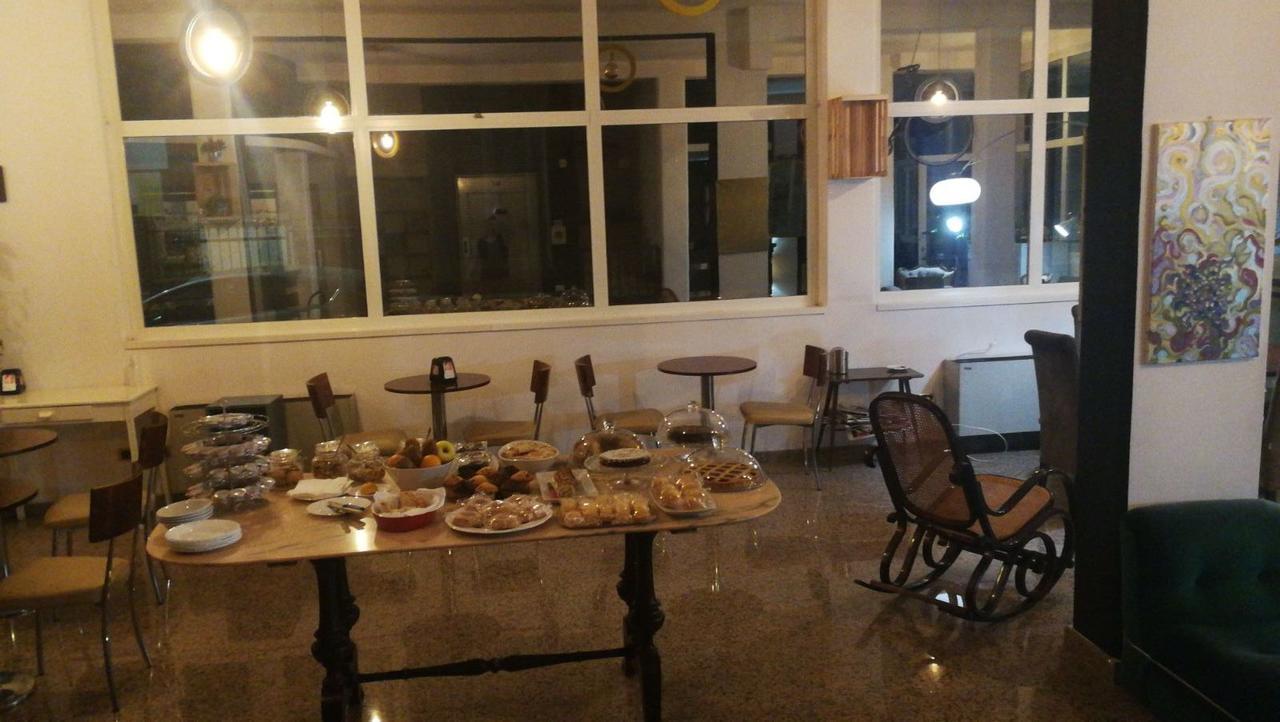 Hotel Antares Garni Джуліанова Екстер'єр фото